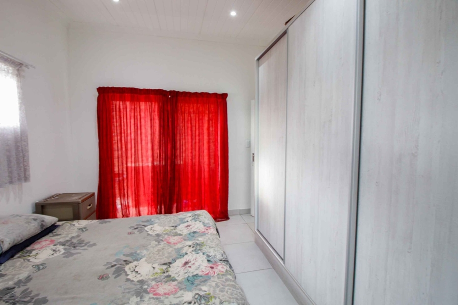 4 Bedroom Property for Sale in Wavecrest Eastern Cape